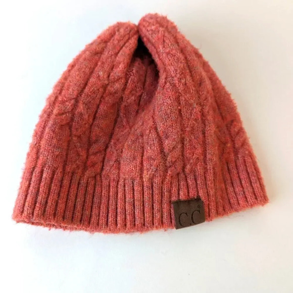 CC Beanie - Picture 1 of 2